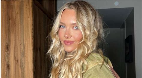 Camille Kostek Biography, Age, Height, Boyfriend,。